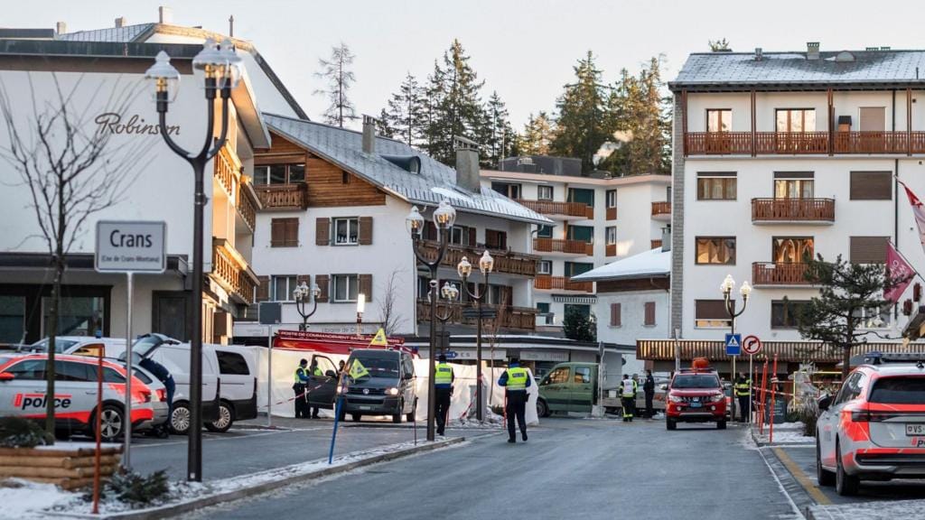 Suasana kawasan Crans-Montana, Swiss, setelah ledakan terjadi di sebuah bar saat perayaan Tahun Baru